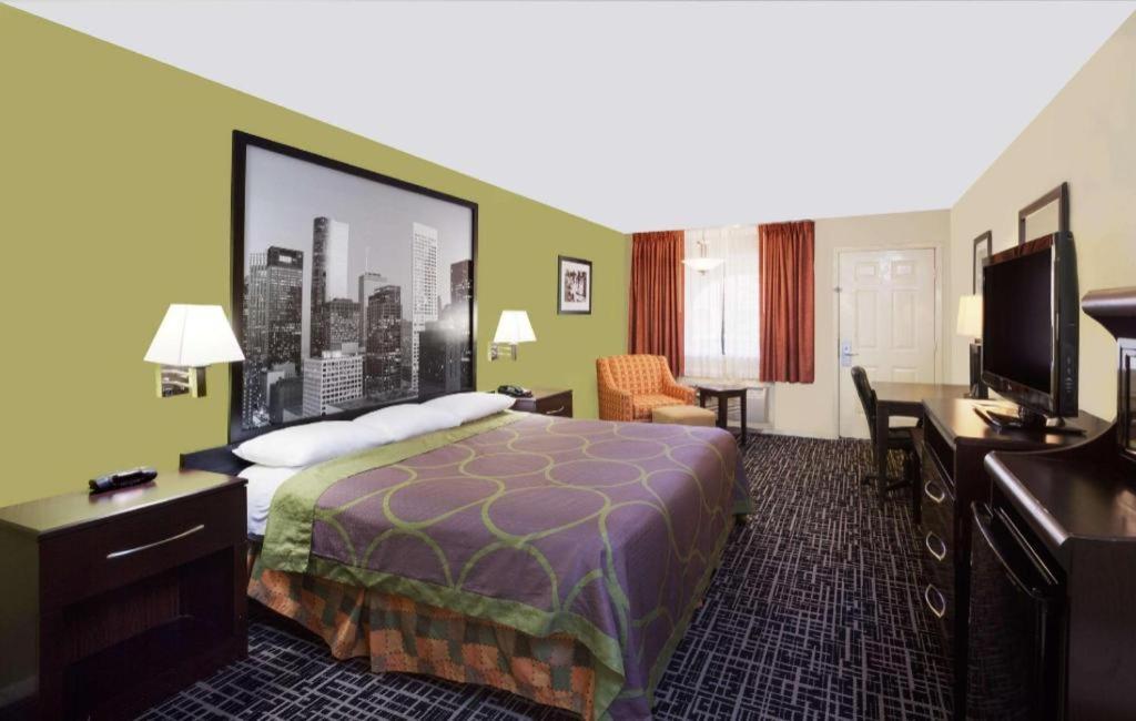 Motel Super 8 By Wyndham Northwest 2*