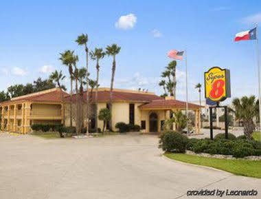 Super 8 By Wyndham Northwest 2*