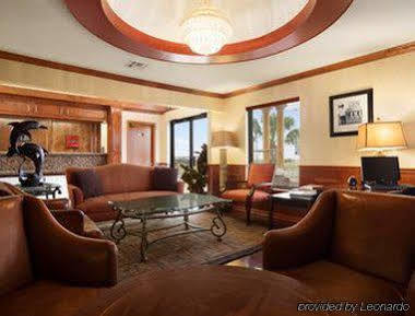 Super 8 By Wyndham Northwest Motel 2*