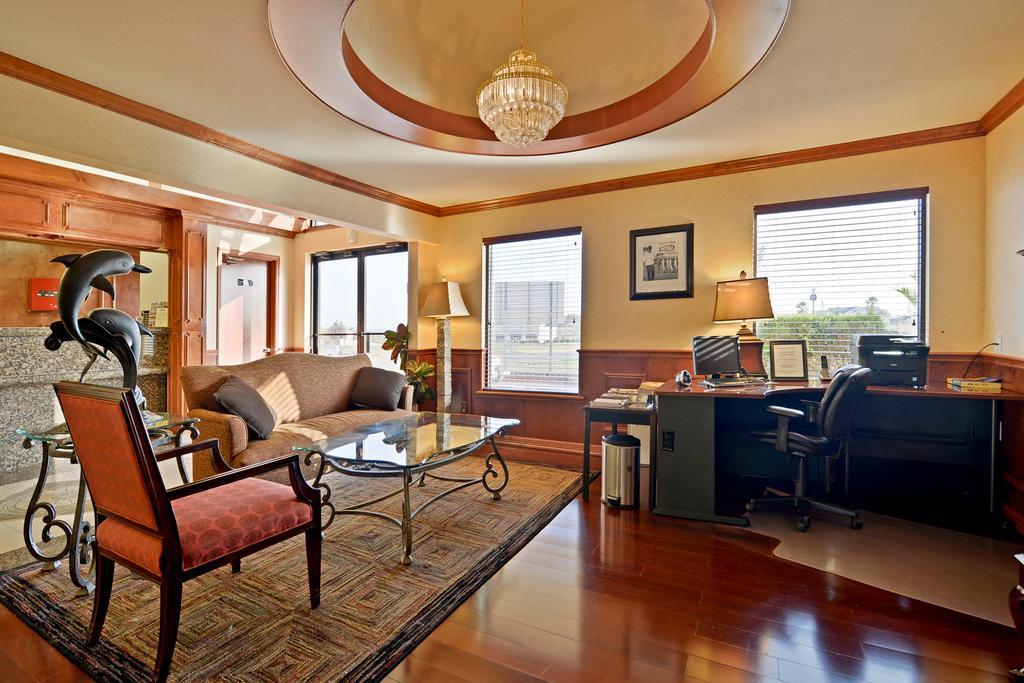 Motel Super 8 By Wyndham Northwest 2*