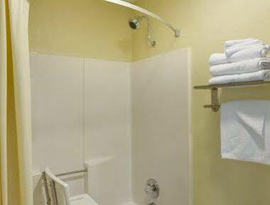 Motel Super 8 By Wyndham Northwest Corpus Christi